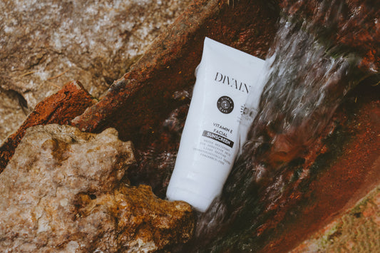 Crema solare divain. care