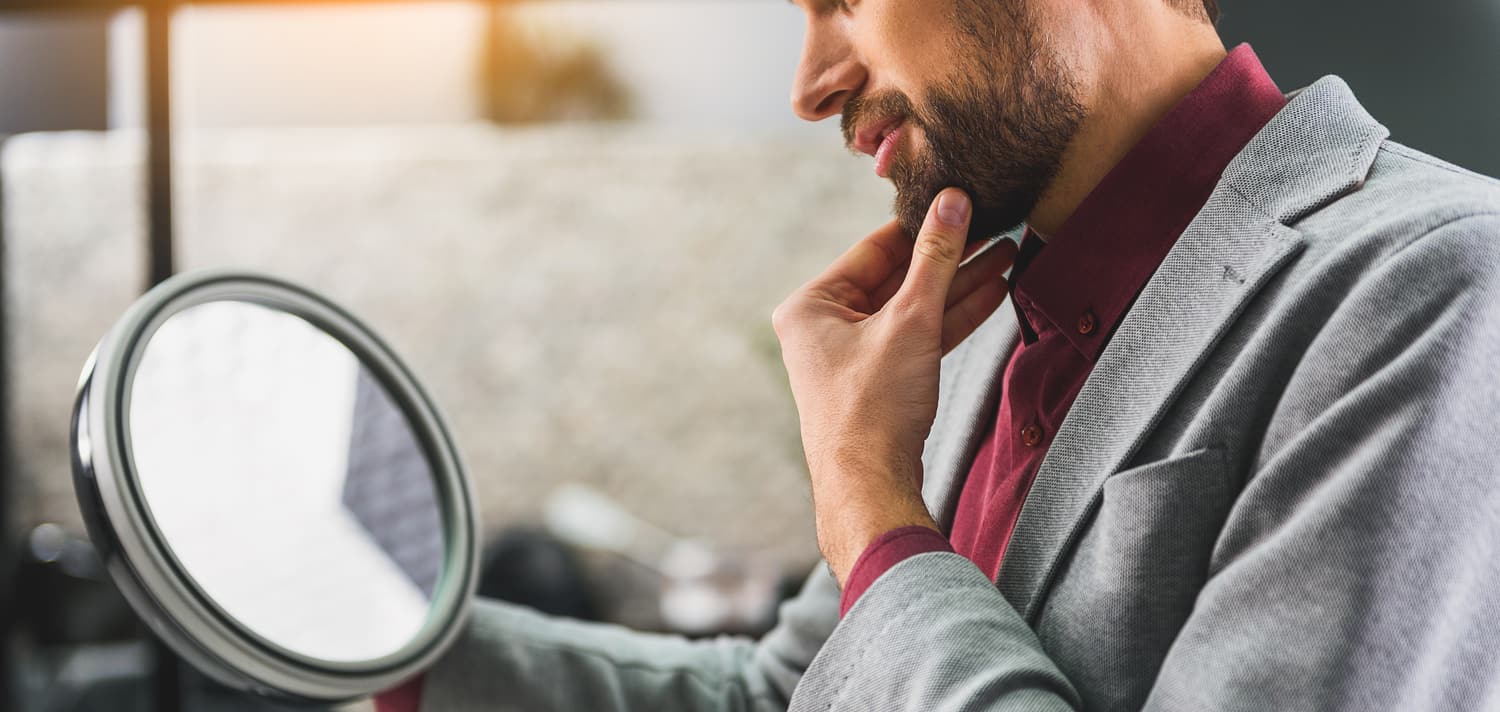 Consigli e trucchi su come sistemare la barba a casa tua