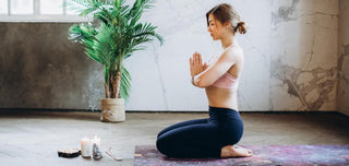 Le migliori posizioni yoga facili da eseguire a casa