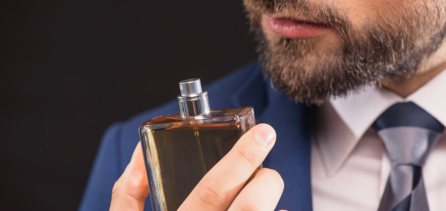 I 10 migliori profumi per un uomo giovane